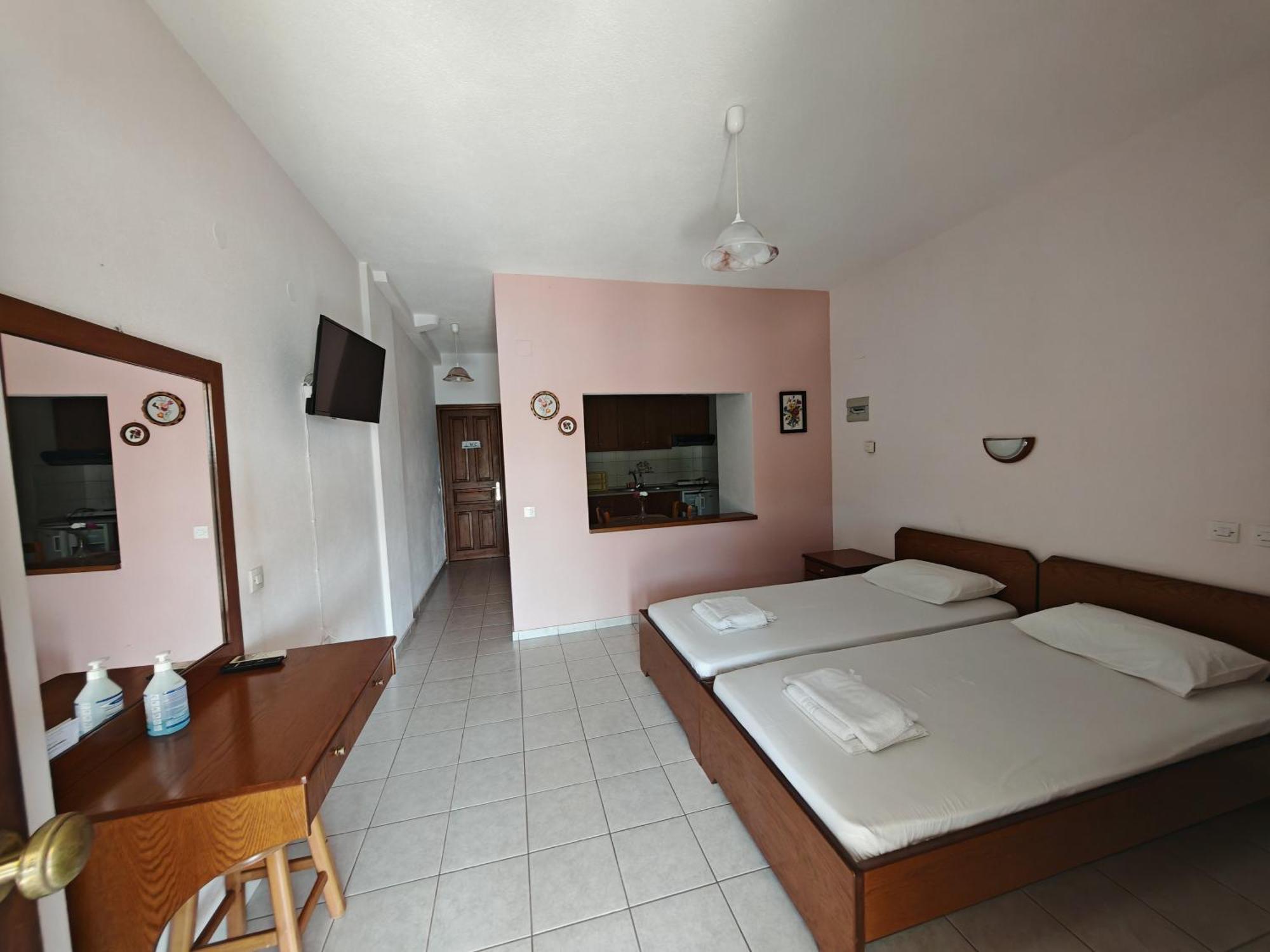 Platanias Hillside Apartment Phòng bức ảnh