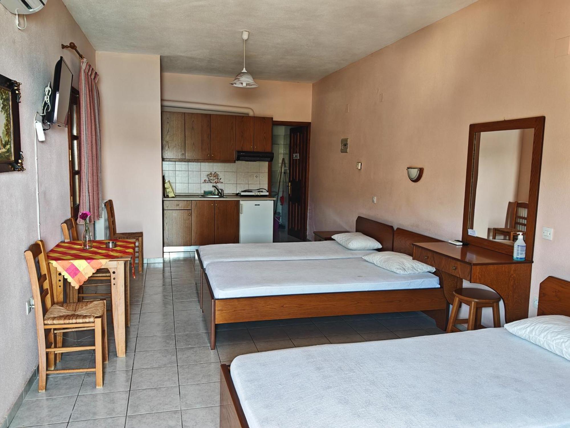 Platanias Hillside Apartment Phòng bức ảnh